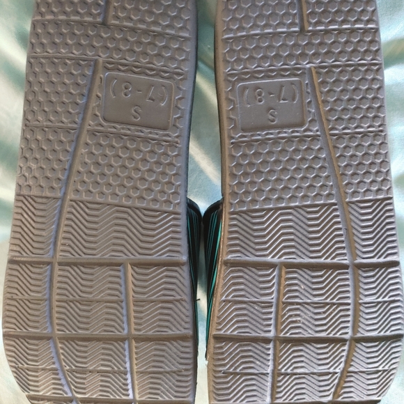 Miami Dolphins Slides in Small (7-8) - Picture 3 of 3